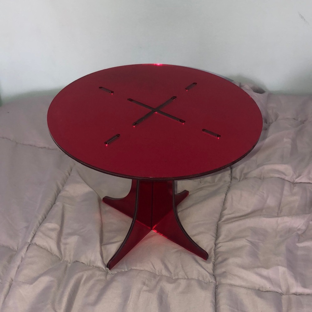 Acrylic cake stand